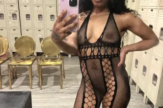 CUM HAVE FUN WITH ME photo 2