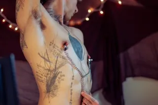 Available Now until 3pm with Private Incall ♥ Passionate, Kinky Trans Boy ♥ Professional Massage