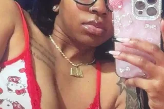 Horny girl available for your games 👅🫦😋🤤😍🫠🥰