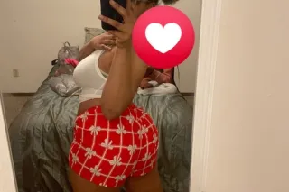 Young & Turnt ☔ incall only right now photo 2