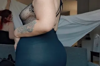Ask about my juicy girlfriend 💦🍑 photo 3