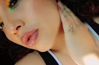 Ask about my juicy girlfriend 💦🍑 photo 5