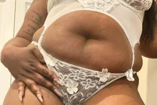 🔥80hhSPECIALS🎀 JUICY Booty 🍑BIG B⭕⭕BIES 🤤💦Pretty👌🏽Juicy Pussy🌹