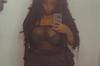 👑Your Favorite Addiction photo 4