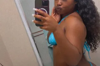 FAT PWUSSY 😻 BIG TITTIES 🤪 WET MOUTH 👅 Better Than Her👆🏾 AND Her 👇🏾💦 Blasian🎎Bombshell 💣🥢 photo 5
