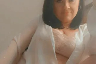I can't text so please call. Amazing Qv and Hh specials. Cum and escape with me, where fantasy meets reality photo 3