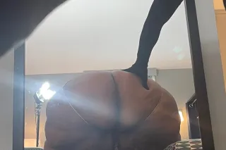 SSBBW FETISH QUEEN photo 2
