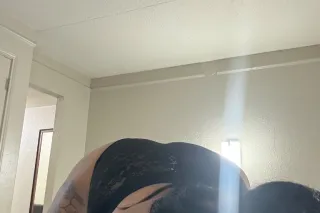 Hey Huns Karma New in Town 🥰🌸 Upscale Barbie 5"4 Thick Brown Skin 💦 Busty Babe Looking To Make Your Time With Me Exciting 😝