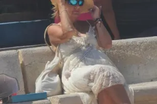 Hey guys this is my last day in town so come see me while you have the chance if you want to classy hot fun-loving lady please reach out to me photo 2
