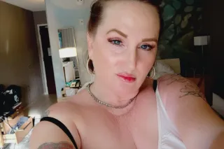 Help Me Bring In HUMP- DAY!!! Passionate, Mature, Experienced & Open Minded..... Looking for Quality, Drama-Free Gentlemen photo 3