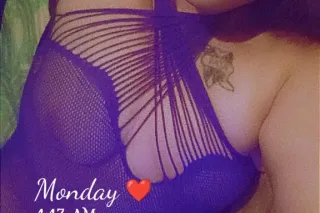 Cum Visit The One and Only Head Doctor. I wanna get fkd 2 men tonight and i wanna flim it!!! photo 6