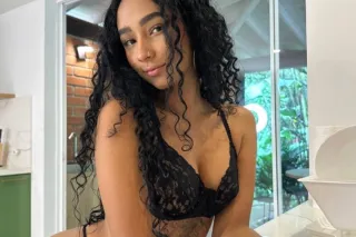 afro Latina Indigenous mix looking for a FUCK BUDDY 😈 photo 7