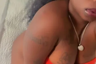 ITS YOUR FAVORITE GIRL...DONT CHEAT YOURSELF END UP BEATING URSELF COME CATCH THIS DEALJUNE 21 IS FATHERS DAY AND IM DOIN A FATHER DAY DISCOUNT...... photo 7