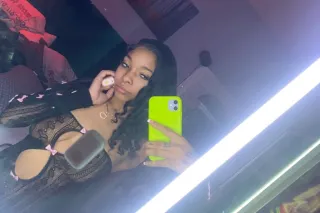 XoXoLuvrGurl🥰💕 photo 4