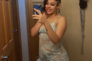 Let me Drizzle my carmen caramel on you 🤪 photo 2