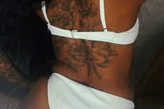come see me and feel this good pussy😘 photo 2