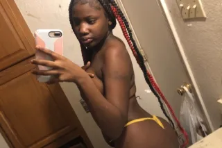OUTCALLS ONLY 🔥 ITTY BITTY & PRETTY 😏THROAT GOAT👅💦😍 photo 3