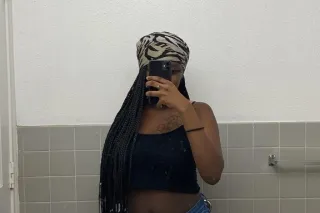 OUTCALLS ONLY 🔥 ITTY BITTY & PRETTY 😏THROAT GOAT👅💦😍