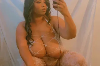 NEW GIRL IN TOWN 💋COME PLAY WITH MY MELONS💋 photo 2