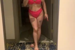 blonde sincity barbie🧁 outcall only