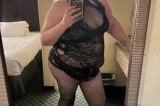 💜💦💋BBW Throat Queen👑⏱Leaving around 8pm Tonight✈Specials Bj50 Bbj60 or Hh Bbj 120 W/2 Pops🥜💦💜 photo 2
