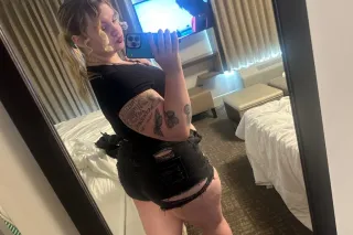 Last day here dont miss out💗 Ask me about my specials💕 photo 5