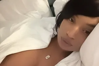 Early bird gets the worm 😩 Cum see this juicy 🍑 before I leave! photo 7