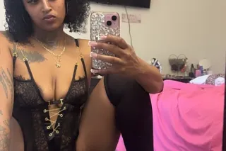 Sexy Carmen photo 6