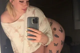 🚨2 GIRL SPECIAL🚨😩New snowbunny treat❄ photo 5