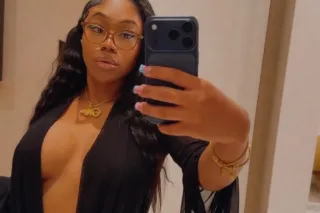 Sexy exotic goddess photo 4