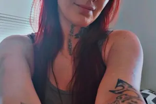 Call me I am a very hot white woman, I like to please my clients, I leave you some photos so you can see how good they spend it with me, write me daddy🤭💞👉🏻👌🏻🔥🔥 photo 4