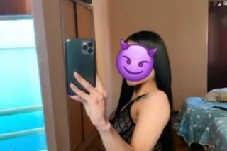 Hello available 🥰