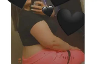 MILF YOU WOULD LOVE 2 FUCK 🍑🍆👅 photo 2