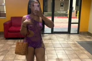 New In Town ✨ DeepThroatt Goddess 🦋 photo 2