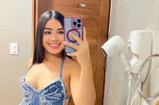 Latina available now 😍 Let's have fun! photo 5