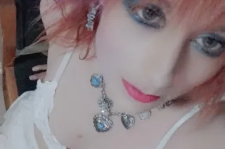 dont text unless serious photo 7
