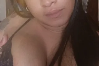 Latina caliente 😜😛 Hay papi 🌶🌶 photo 4