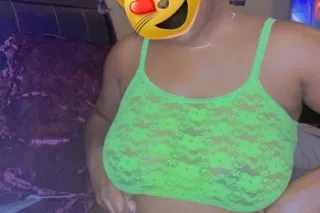 ✨ LETS HAVE A FUN TIME 👅😉💦 Facetime show special 💦🥰throat doctor tight wet and grippy 🥹👅 5"4 slim thick , fat pretty pussy with great dick sucking lips , ass up face down while im deep throating you bae THE BEST CHOICE 😻☺🍫 photo 4