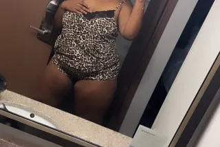 Hey Daddy Stop Scrolling Your Exactly Where Your Supposed To Be 🍯😝 Ask About My Two Nut Special 😝💰 photo 6