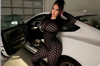 camilla sexy thick latina💦 photo 4