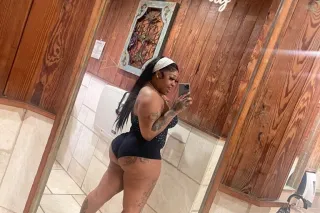 NEW IN TOWN COME HAVE FUN WHILE IM HERE photo 7