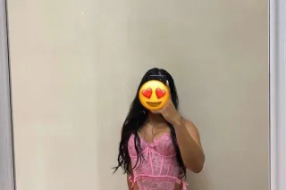 hermosa morena 😍🍑 photo 5