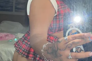 fine divine 😘
