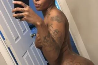 MONEYY "Yo Favorite Squirter" photo 6