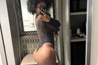 🌹 Sunnie ☀ Your Bright & Playful Escape in Jacksonville 🌹