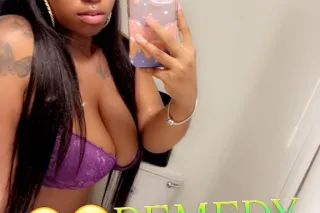 EBONY DOLL ✨😩💦🍑 FETISH / KINK FRIENDLY 🫧‼ photo 2