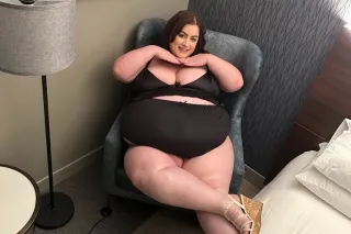SBBW Ashley Garland 😍💗💗 photo 2