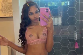 Avaliable😘cum have a good time Daddy😍Slim Thick 😩Brown Skin Princess. photo 2