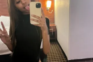 Sexy Lexi photo 6