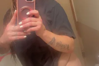 Fun,Flirty,sexy,and lke to have fun!!! photo 5